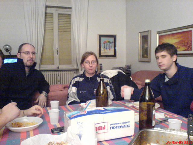 cena302122005.jpg